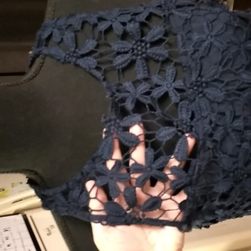 Dress size large - Picture 2 of 7